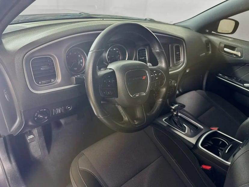 2020 Dodge Charger - Image 9