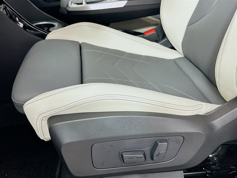 2026 BMW X1 - Image 21