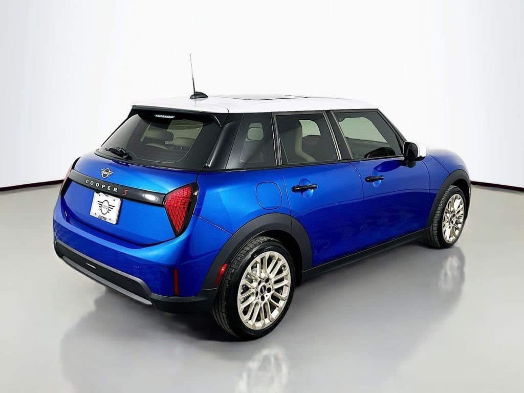 2025 MINI COOPER - Image 6