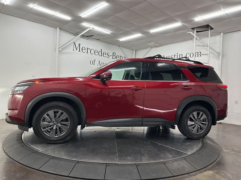 2024 Nissan Pathfinder - Image 4