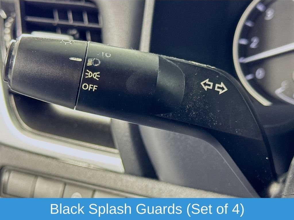 2023 NISSAN Rogue - Image 15