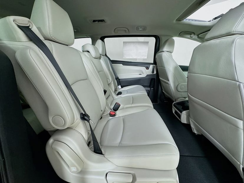 2026 Honda Odyssey - Image 38