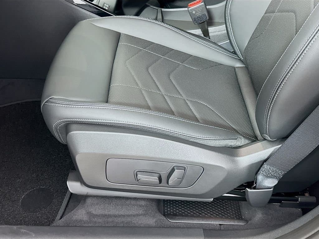 2026 BMW X1 - Image 21