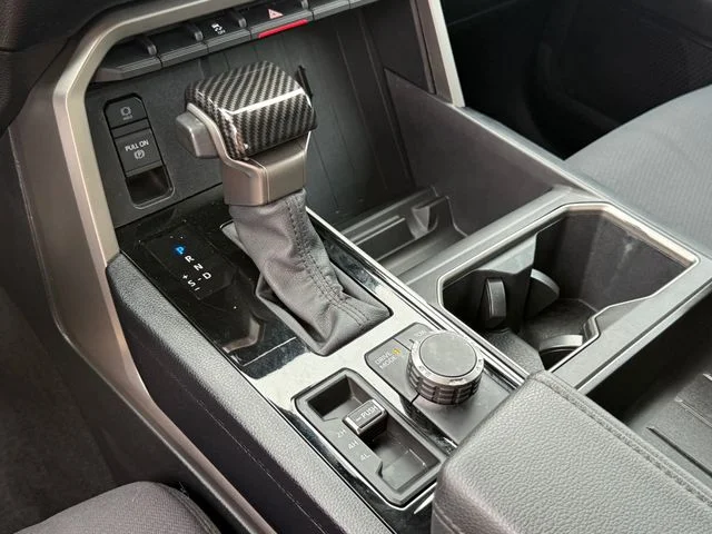 2022 Toyota Tundra - Image 20