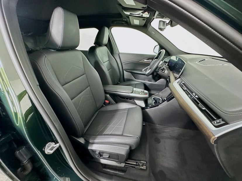 2025 BMW X1 - Image 28