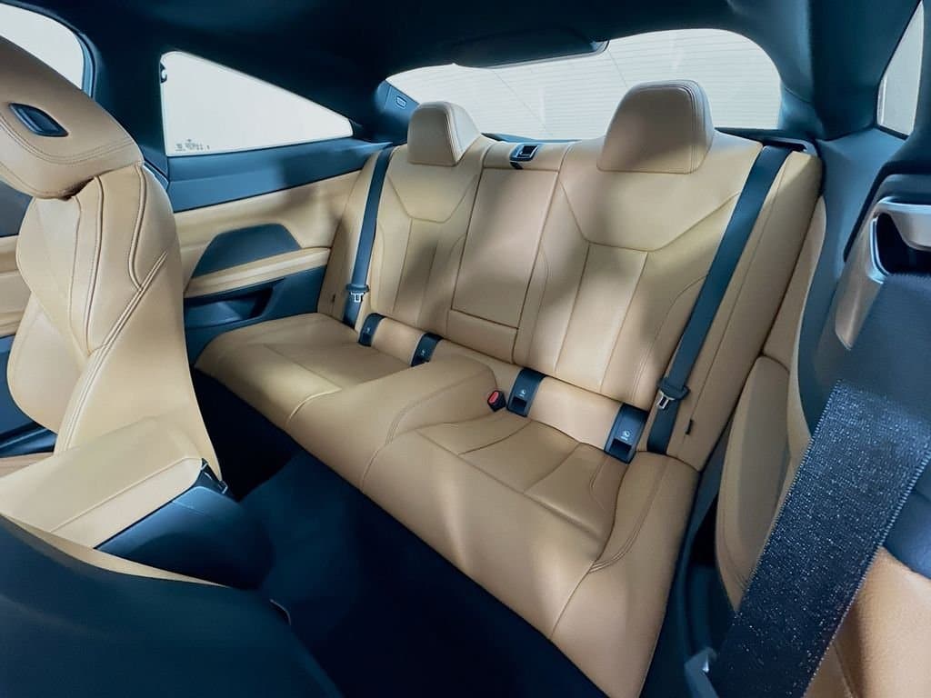 2026 BMW 4 Series - Image 17