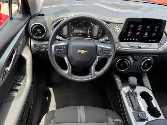 2025 Chevrolet Blazer - Image 26