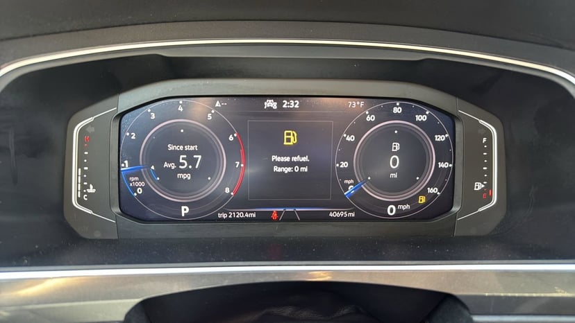 2021 Volkswagen Tiguan - Image 14