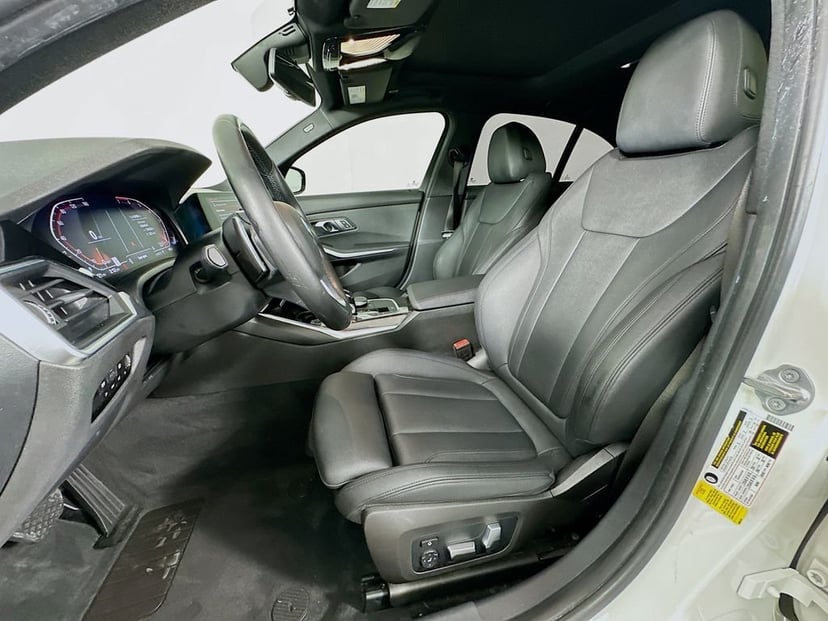 2019 BMW 3 Series - Image 21