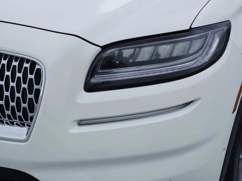 2022 Lincoln Nautilus - Image 8