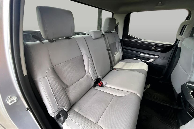 2023 Toyota Tundra - Image 20