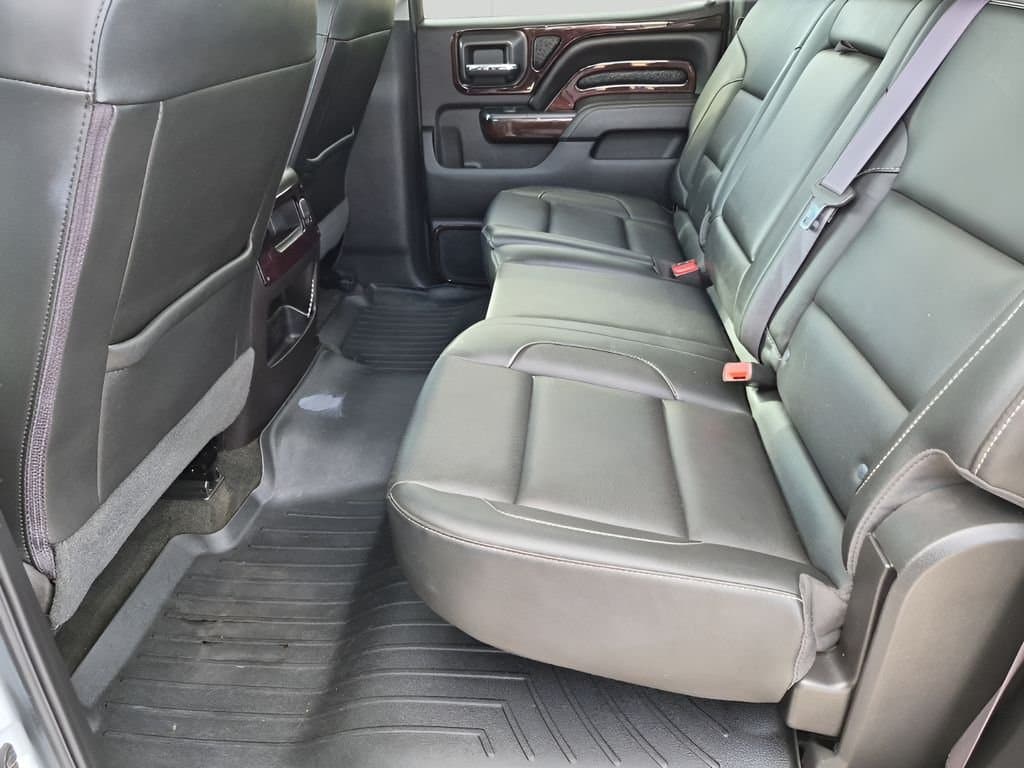 2016 Chevrolet Silverado 3500HD - Image 21