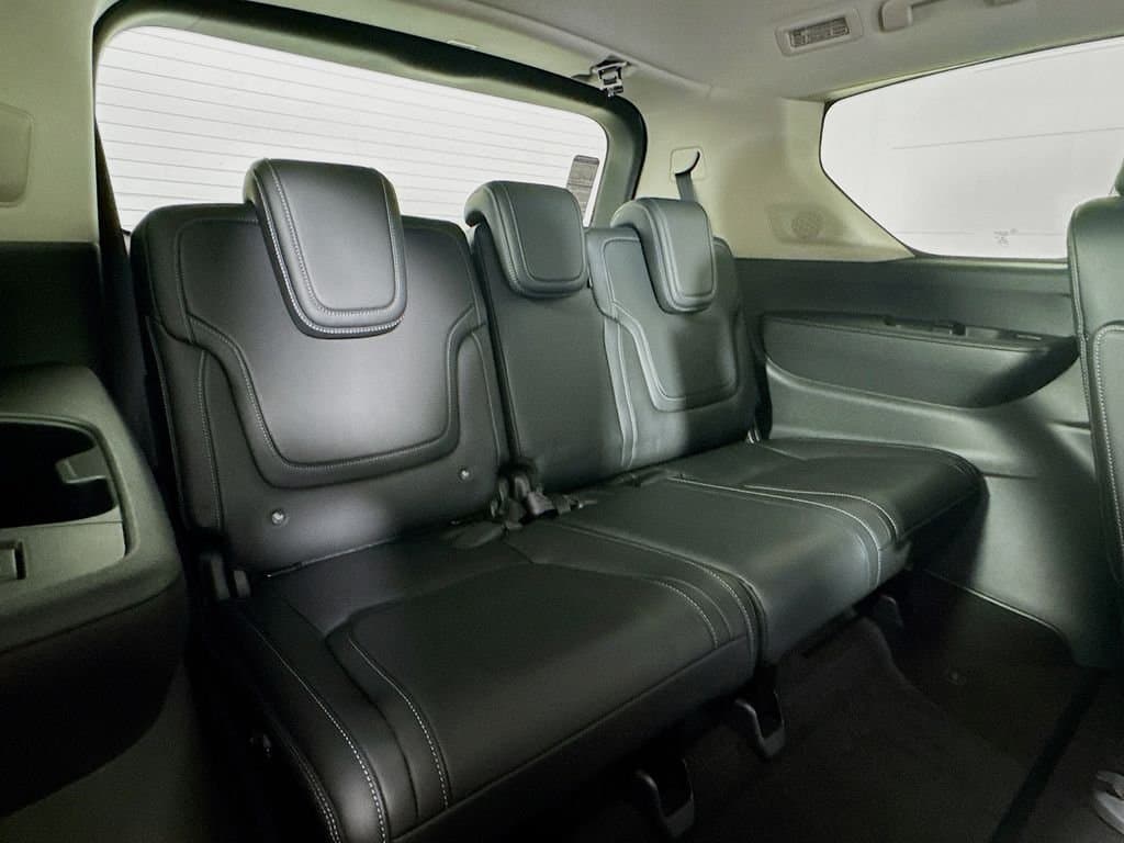 2026 INFINITI QX80 - Image 35