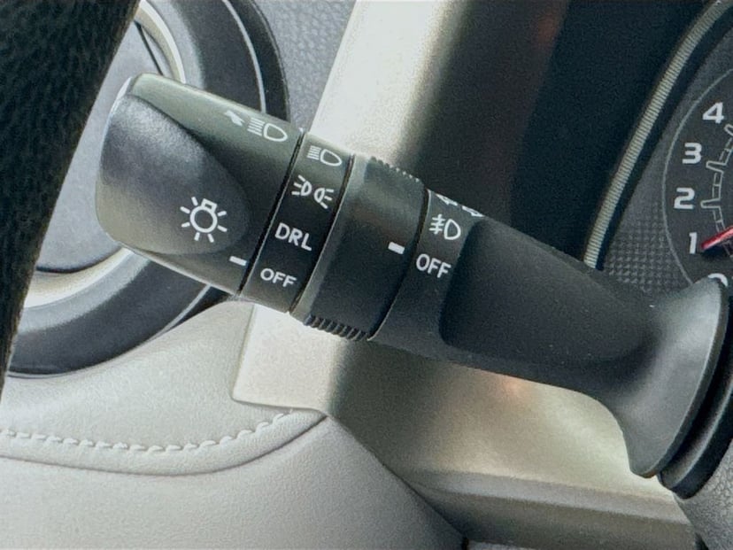 2015 Toyota RAV4 - Image 13
