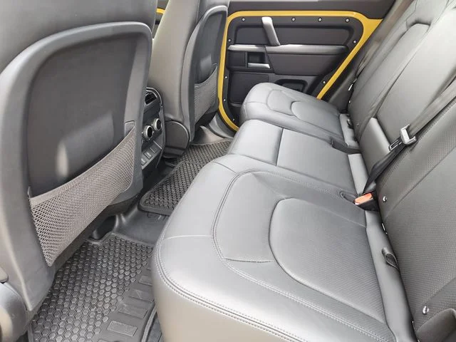 2026 Land Rover Defender 110 - Image 29