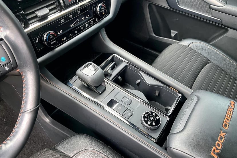2023 Nissan Pathfinder - Image 16