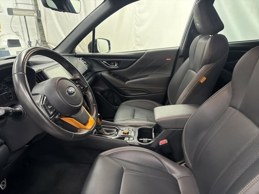 2022 Subaru Forester - Image 15