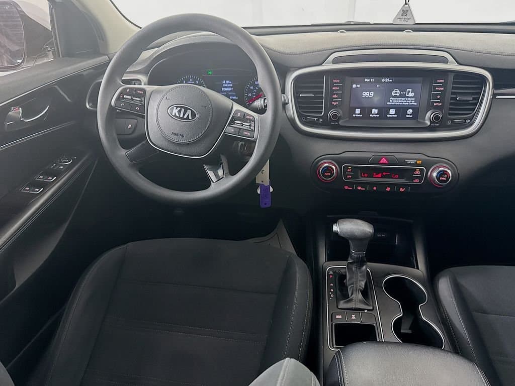 2019 KIA Sorento - Image 26