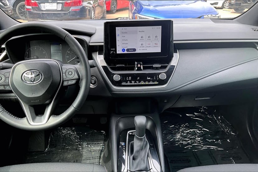 2025 Toyota Corolla - Image 7