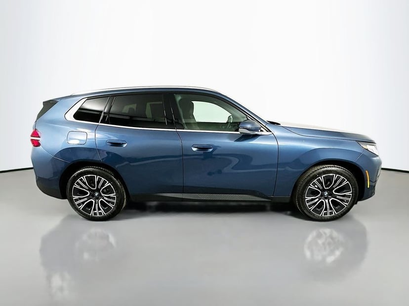 2026 BMW X3 - Image 4