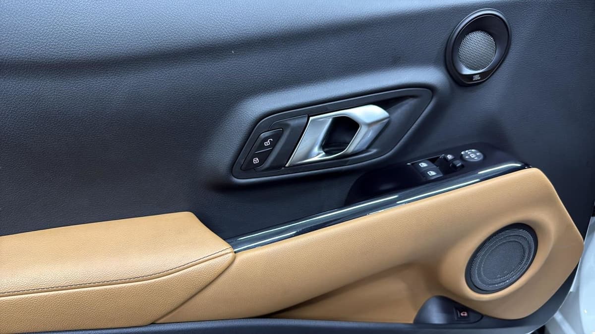 2024 Toyota GR Supra - Image 12