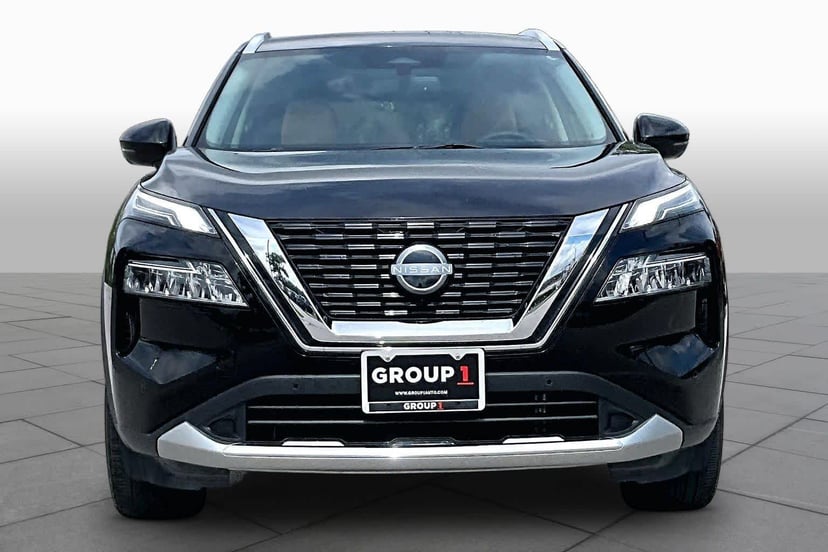 2023 Nissan Rogue - Image 2