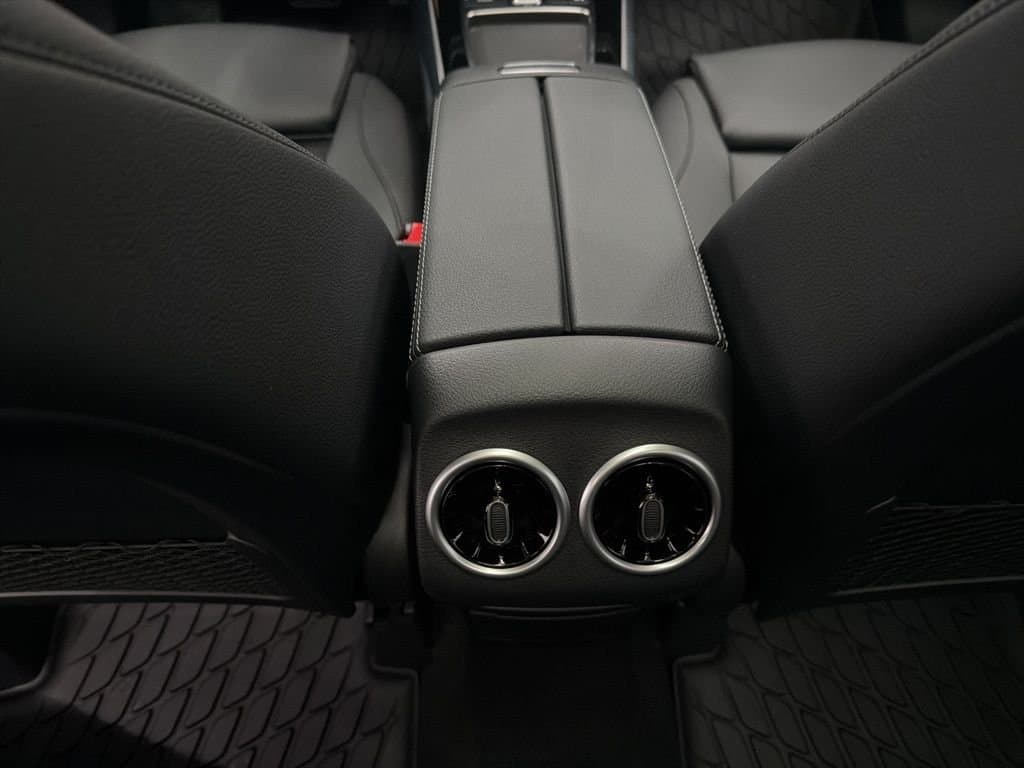 2026 MERCEDES-BENZ GLA - Image 24