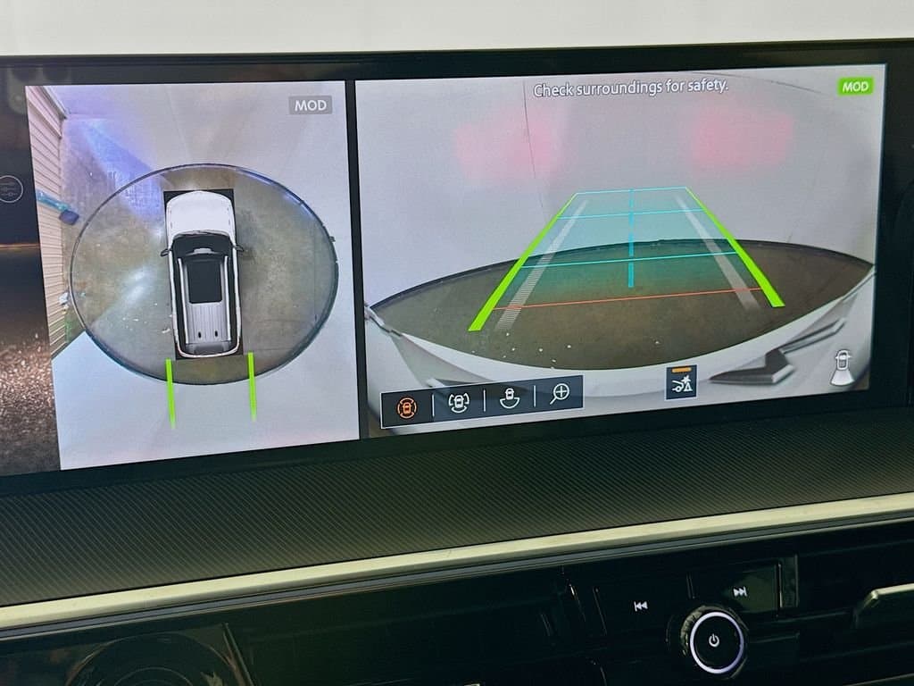 2026 INFINITI QX80 - Image 17