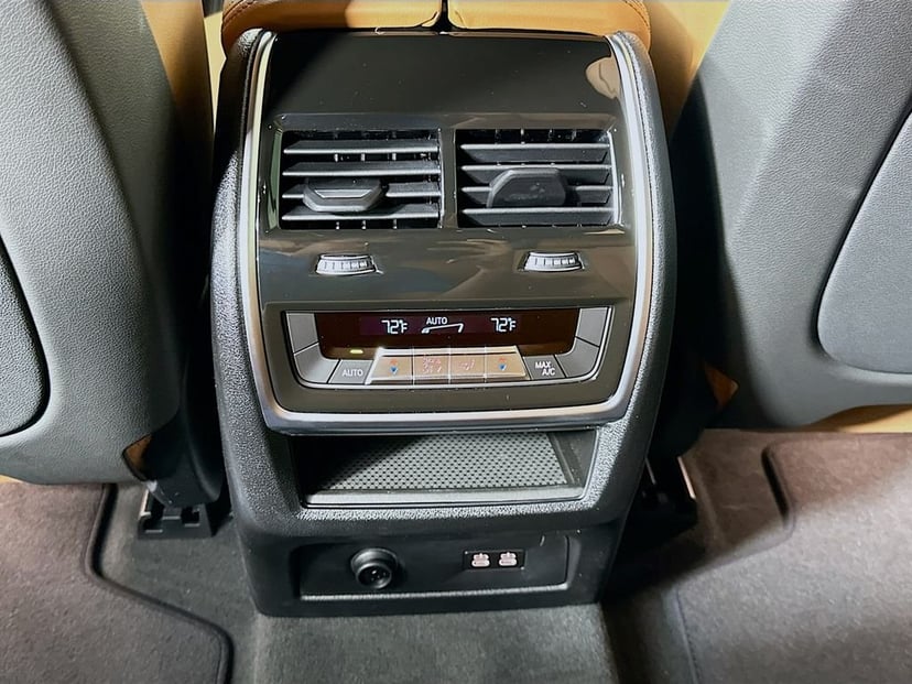 2026 BMW X5 - Image 18