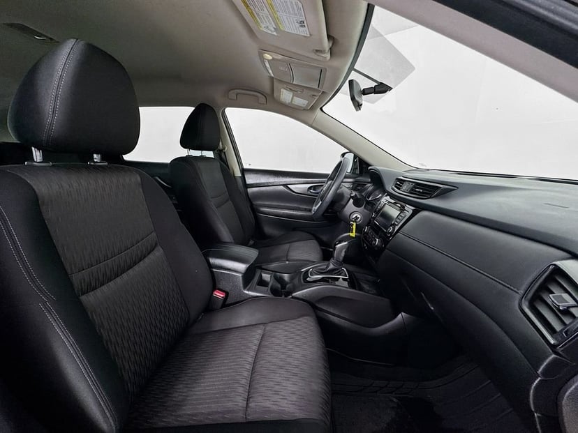 2018 Nissan Rogue - Image 33