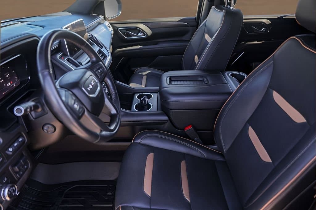 2022 GMC Yukon - Image 9