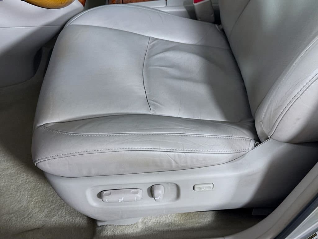 2007 LEXUS RX - Image 22