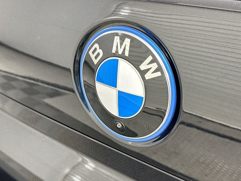 2026 BMW i7 - Image 22