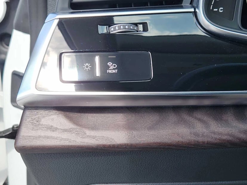 2021 Audi Q8 - Image 20