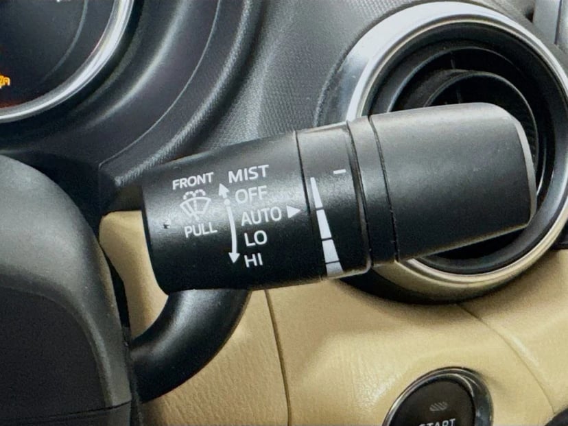 2016 Mazda Miata - Image 13