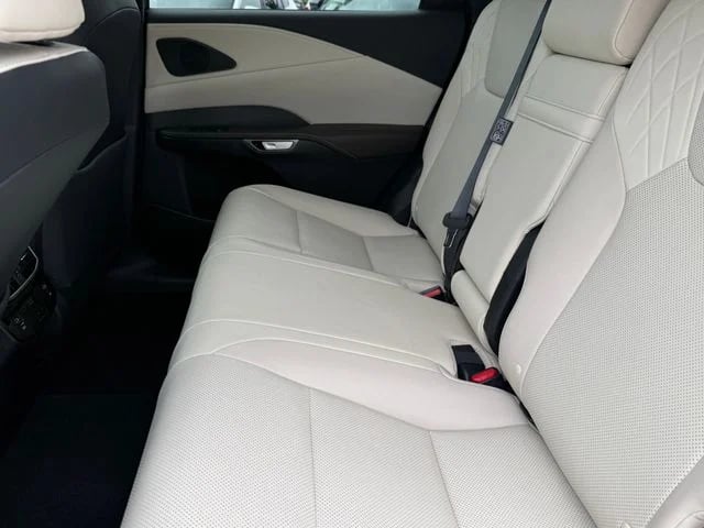 2024 Lexus RX - Image 25