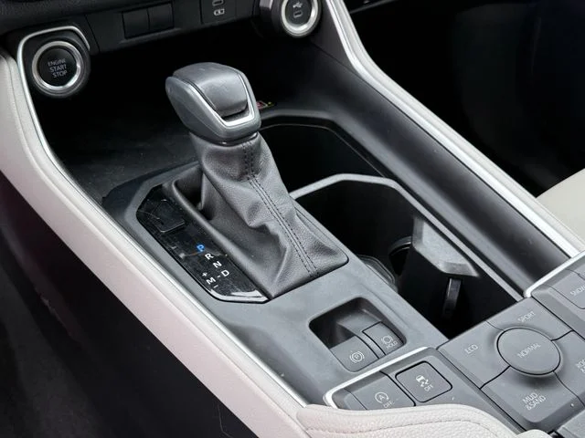 2024 Toyota Grand Highlander - Image 22