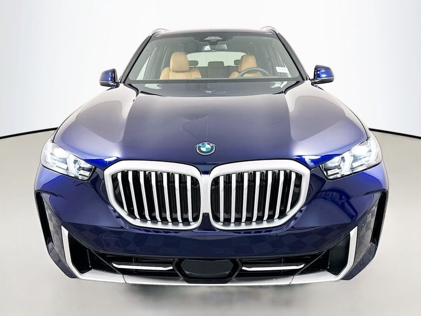 2026 BMW X5 - Image 2