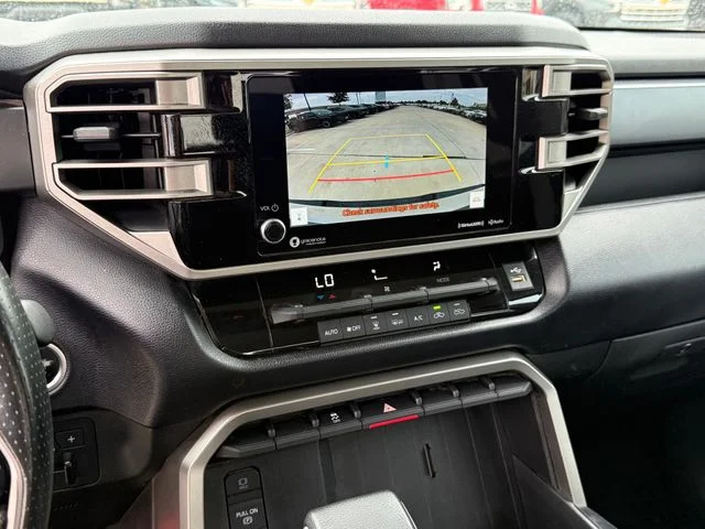 2023 Toyota Tundra - Image 18