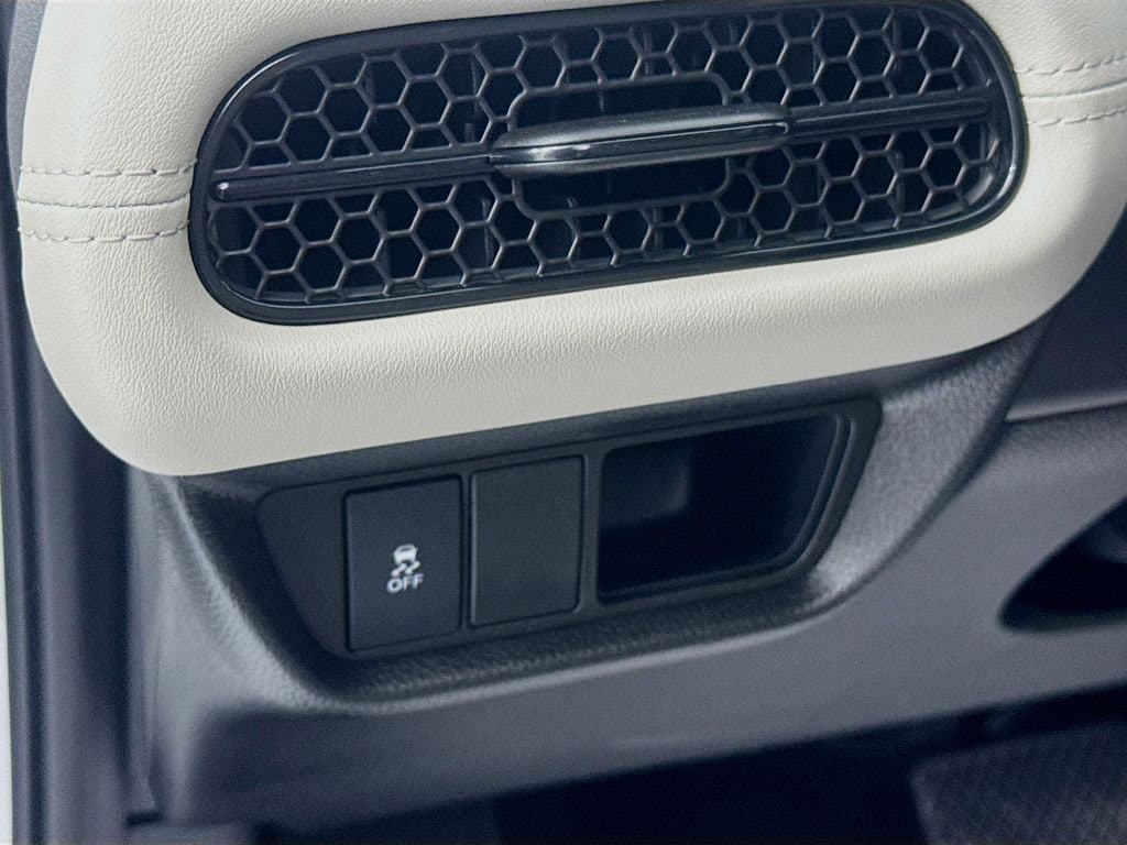 2026 HONDA HR-V - Image 16