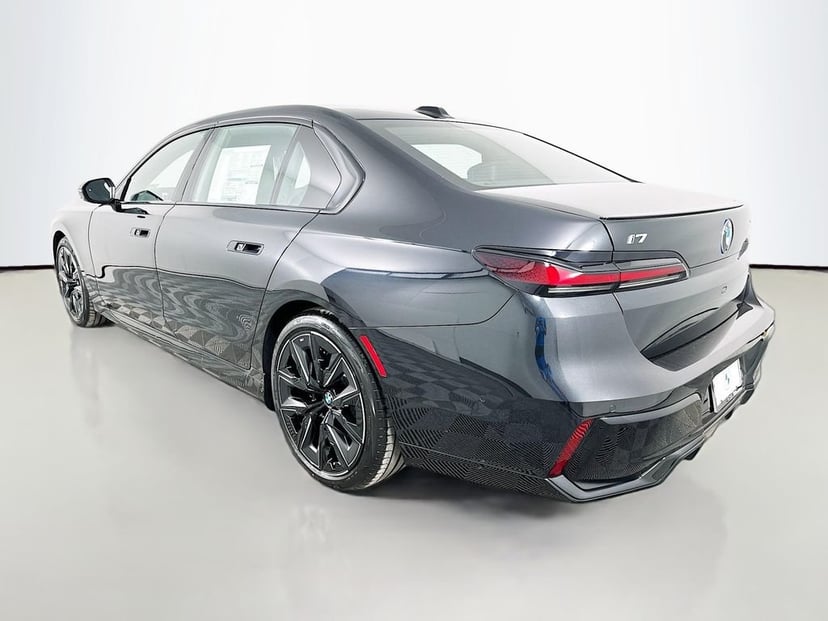 2026 BMW i7 - Image 7