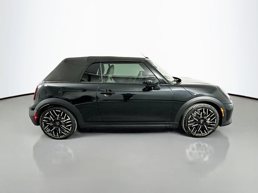 2025 MINI Cooper S - Image 3
