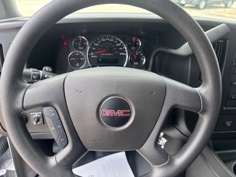 2024 GMC Savana 2500 - Image 6