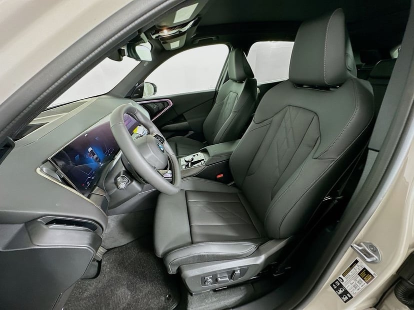 2025 BMW X3 - Image 16