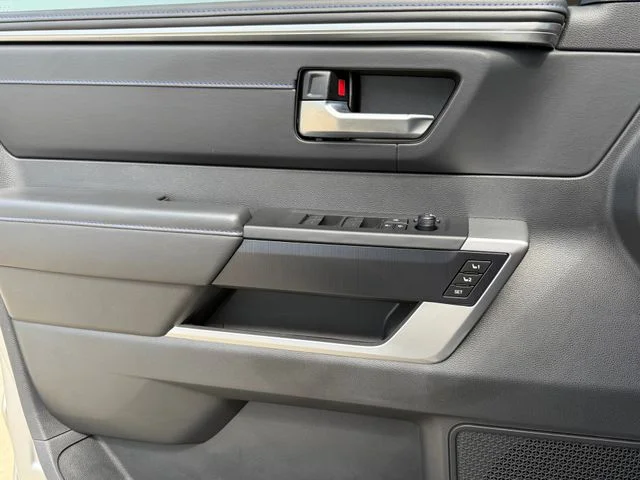 2024 Toyota Tundra - Image 24