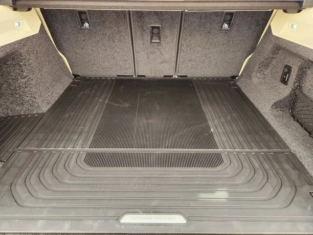 2026 Land Rover Range Rover - Image 22