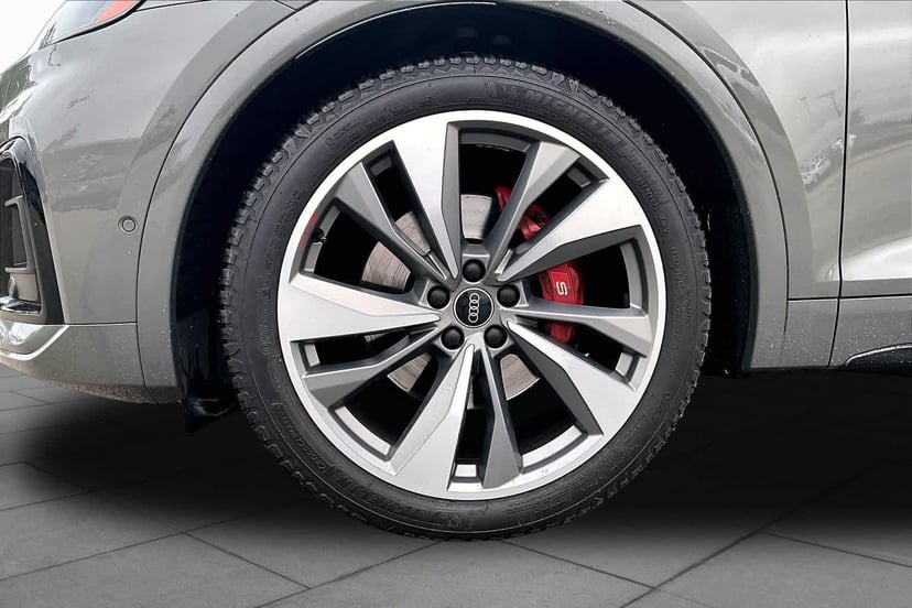 2023 Audi SQ5 Sportback - Image 11