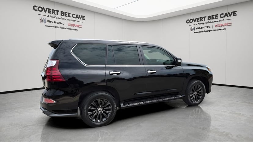 2022 Lexus GX - Image 10