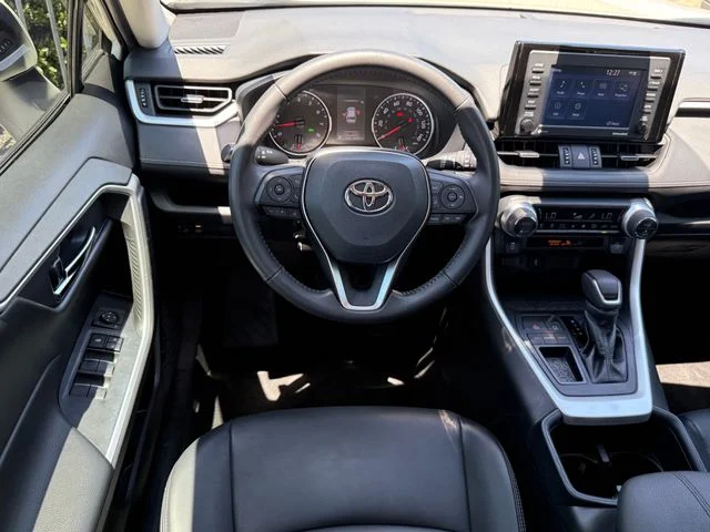 2022 Toyota RAV4 - Image 21