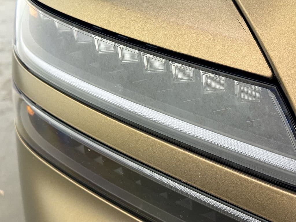 2025 GENESIS GV80 - Image 40